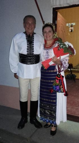 Domnica Dologa Si Nicolae Furdui Iancu La Festivalul Fructelor De Pădure Răsunetul