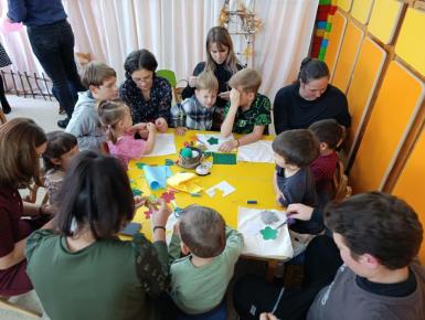 Toamna, celebrată de copii și părinți la Grădinița cu Program Prelungit "Căsuța cu povești", Bistrița image 2
