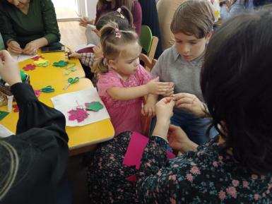 Toamna, celebrată de copii și părinți la Grădinița cu Program Prelungit "Căsuța cu povești", Bistrița image 5