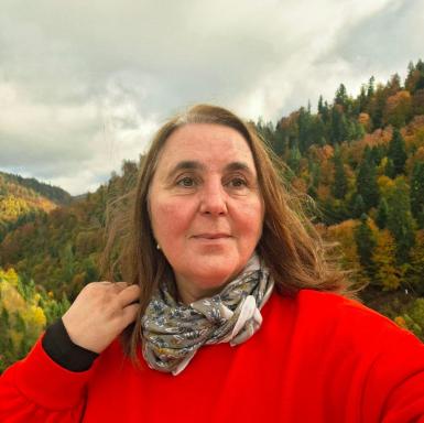 Elena M. Cîmpan : Pentru cine scriu