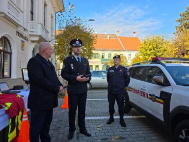 O nouă premieră pentru Bistrița! Mașină de primă intervenție donată ISU BN de către Primăria Bistrița image 2