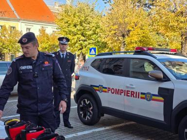 O nouă premieră pentru Bistrița! Mașină de primă intervenție donată ISU BN de către Primăria Bistrița image 5