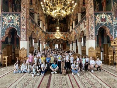 Întru mulți și binecuvântați ani părintelui Ioan Clapa, preot la Parohia Feldru (II)!