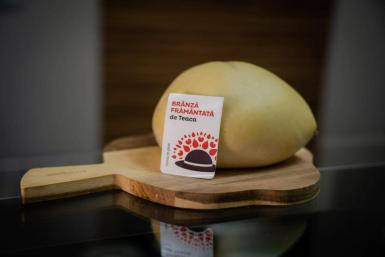 „Brânza frământată de Teaca” – debut de excepție și distincție la concursul „Comori din Răsărit” 2025 image 2