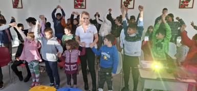 Săptămâna Verde. Inspectorii de la ADI Deșeuri Bistrița-Năsăud, în mijlocul copiilor, pentru un mediu mai curat image 2