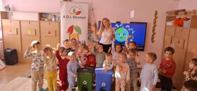 Săptămâna Verde. Inspectorii de la ADI Deșeuri Bistrița-Năsăud, în mijlocul copiilor, pentru un mediu mai curat image 9